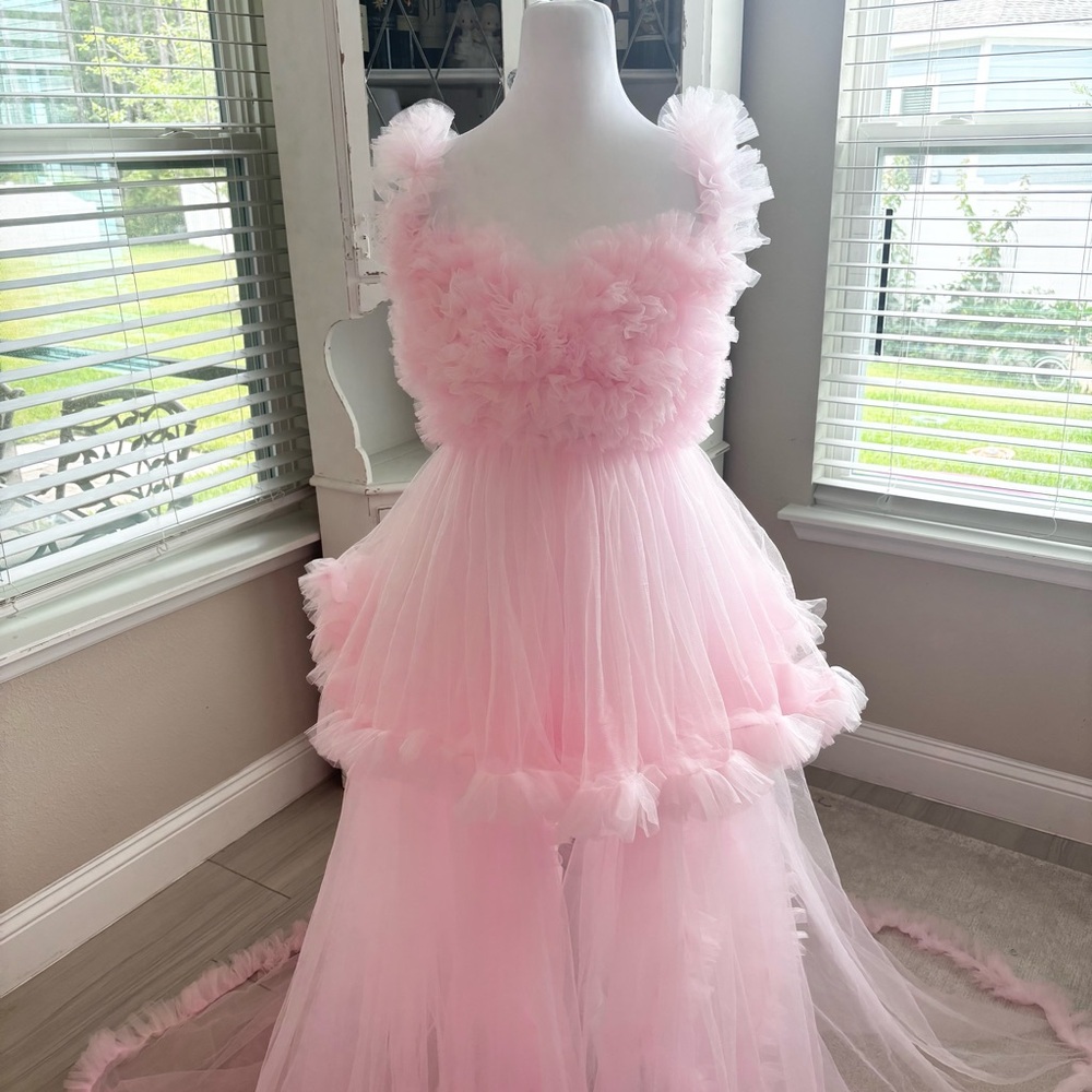 NEW Tulle Maternity Dress for Photoshoot Bridal Robe Light Pink NWOT Size L - Picture 4 of 13